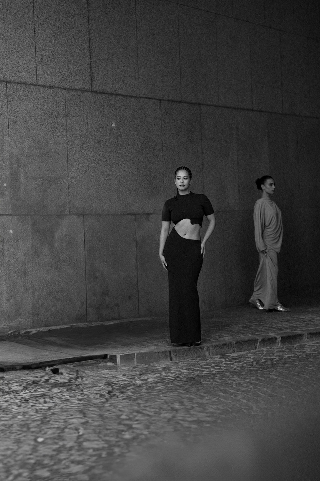 Lena Mahfouf au défilé Christopher Esber à Paris