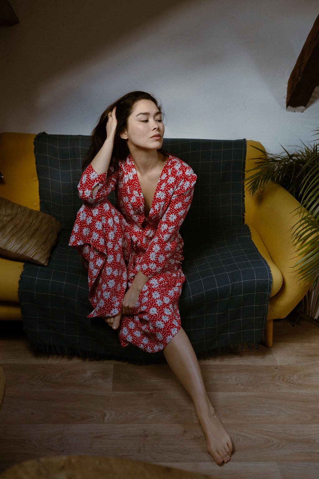 Sensualité et féminité dans cette séance portrait pour une comédienne