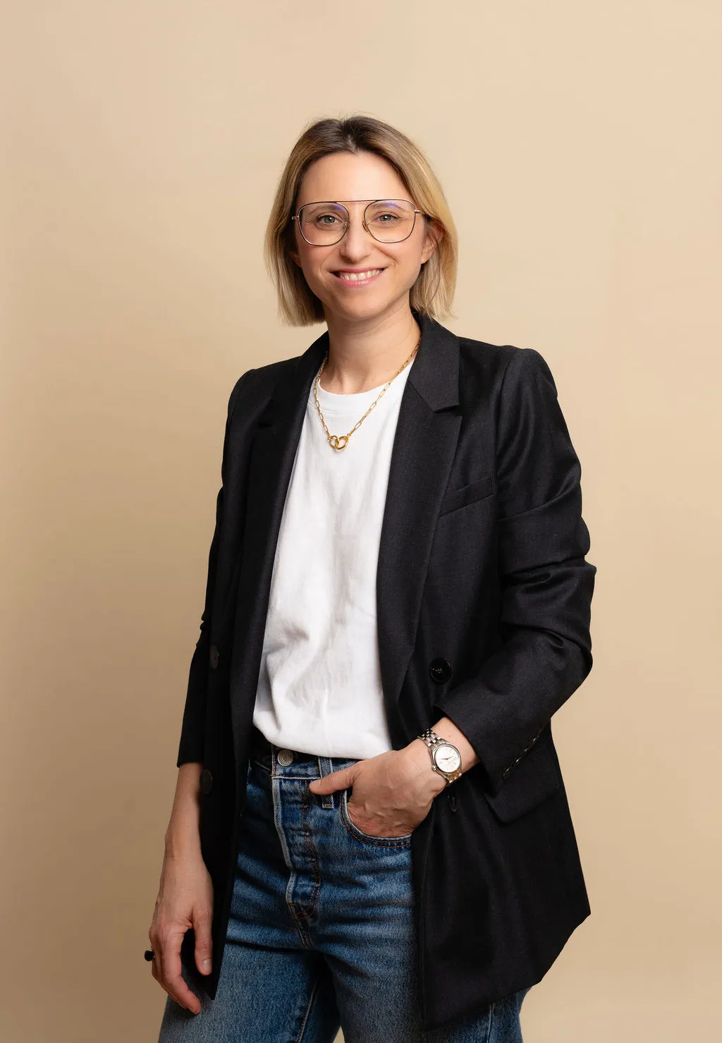 Portrait corporate en studio à Paris d'une coach pour avocats